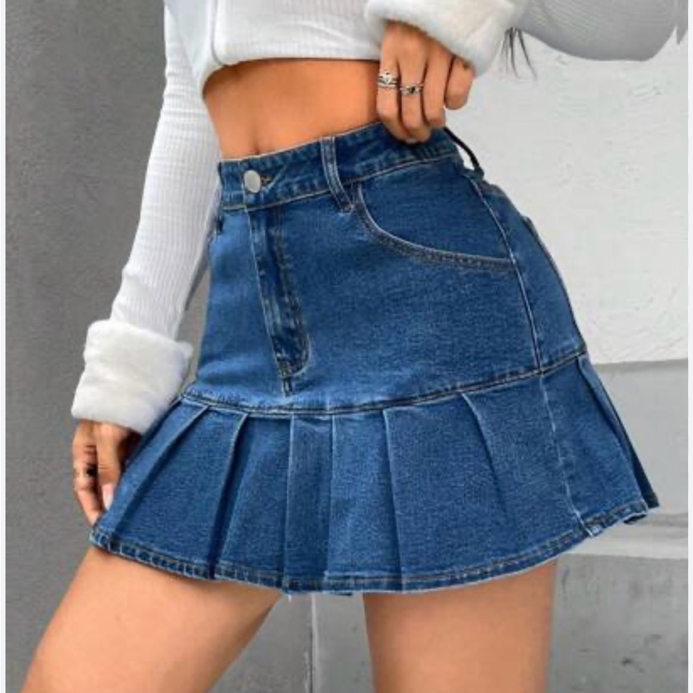 Denim Pleated‎ Mini Skirt